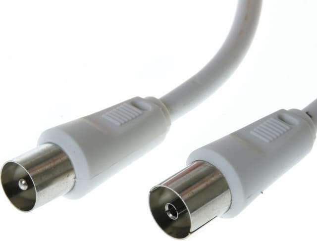 Qnect antennekabel 90dB 100Hz (hvit/15m)