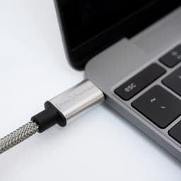 Fuse Chicken Armour USB-C ladekabel (2 m)