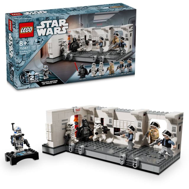 LEGO Star Wars Bordingen av Tantive IV 75387