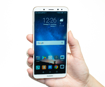 Huawei Mate 20 Lite med 6,3” skjerm Huawei Mate 20 Lite forfra
