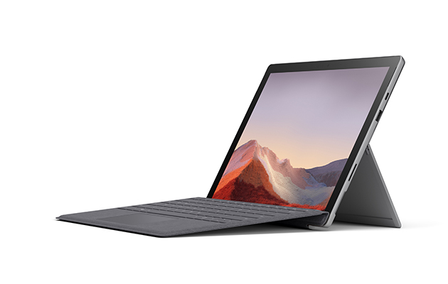 Surface Pro 7 kan brukes som en bærbar PC Surface Pro 7 i bærbar PC-modus