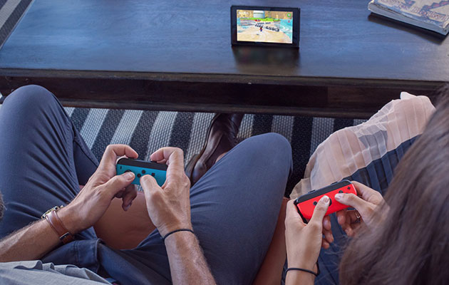 Bruk Nintendo Switch som en frittstående skjerm Bordmodus