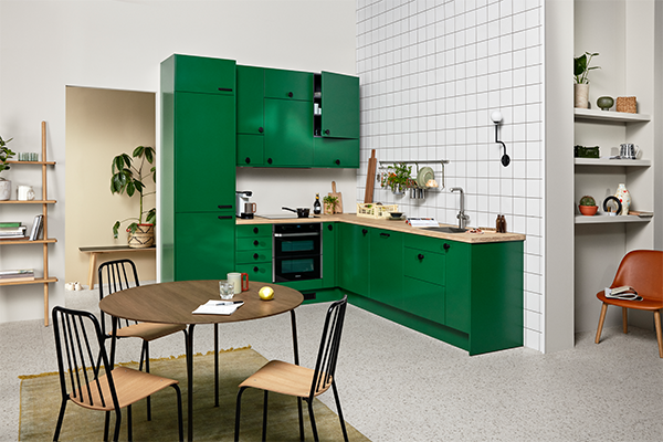 I, L, hestesko eller parallell – bli kjent med forskjellige kjøkkeninnredninger Epoq Green Envy -kjøkken