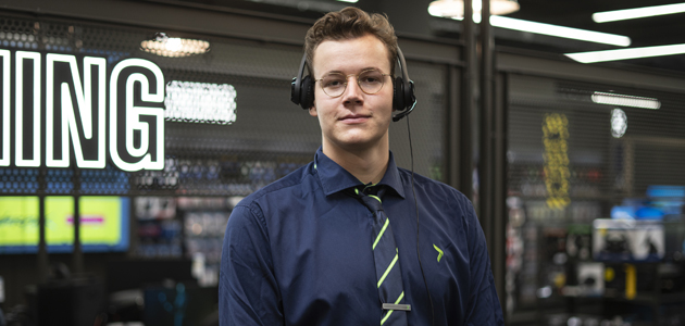 Dette trenger du En ansatt med headset