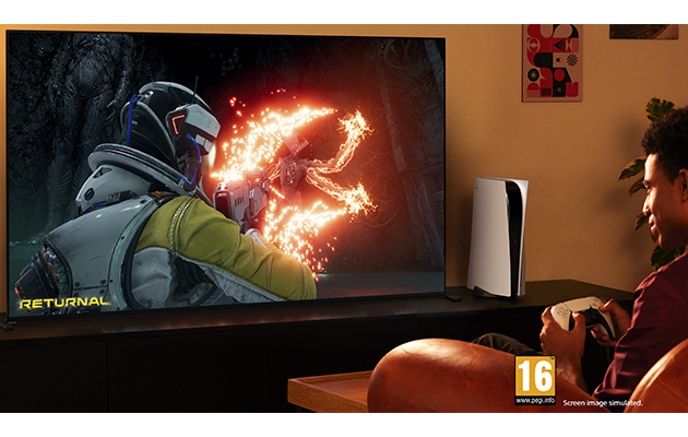BRAVIA XR er perfekt for gaming med HDMI 2.1 Mann spiller skytespill
