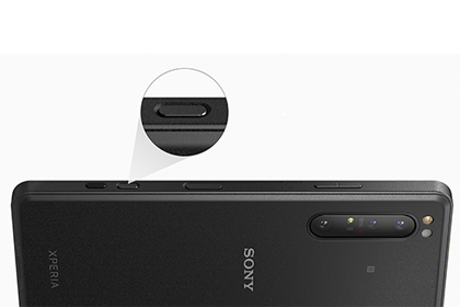 Xperia PRO har en hurtigtest som hjelper deg med å starte spesifikke apps Sony Xperia Pro og en fremhævelse af genvejstast