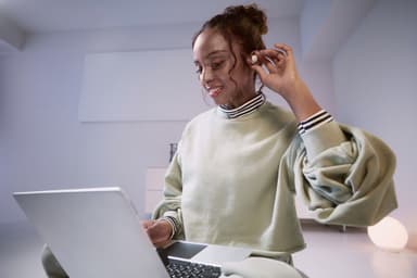 Sony LinkBuds S helt trådløse in-ear hodetelefoner (hvit)