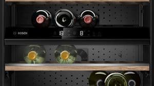 Bosch Vinskap KWK16ABGA (sort)