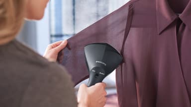 Philips 8000 Series håndholdt steamer GC800/80 (sort)
