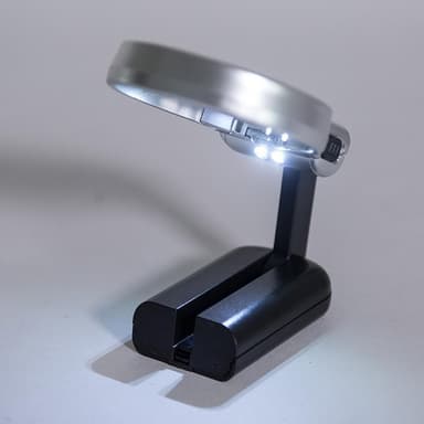 Forstørrelsesglass håndholdt 2,5X LED Sort / Sølv