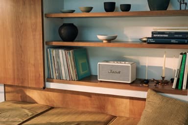 Marshall Stanmore III Bluetooth høyttaler (krem)