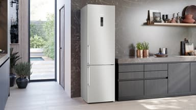 Siemens Kjøleskap/fryser kombinasjon KG39NAIBT (inox-easyclean)