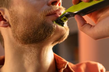 Philips OneBlade skjeggtrimmer QP2721/20