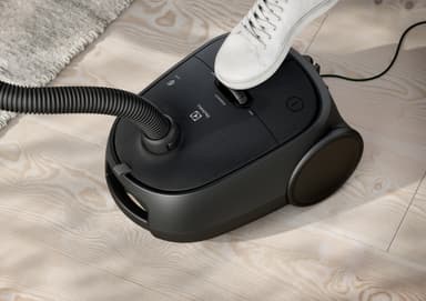 Electrolux Clean 600 Bagged støvsuger EB61C1GG
