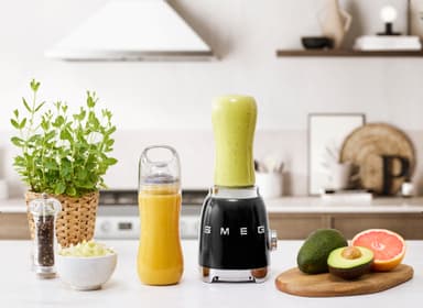 Smeg personlig blender PBF01BLEU (sort)