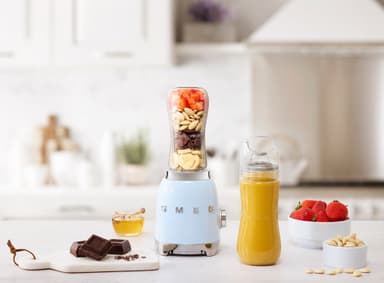 Smeg personlig blender PBF01PBEU (pastellblå)