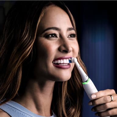 Oral-B iO 10 elektrisk tannbørste 435624 (hvit)