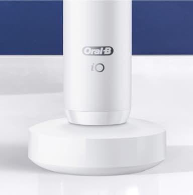 Oral-B iO 8s elektrisk tannbørste 408918 (hvit)