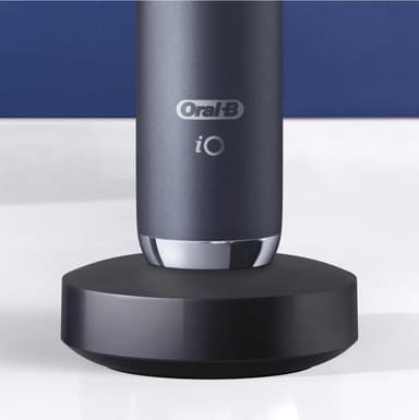 Oral-B iO 9s elektrisk tannbørste 408864 (black)