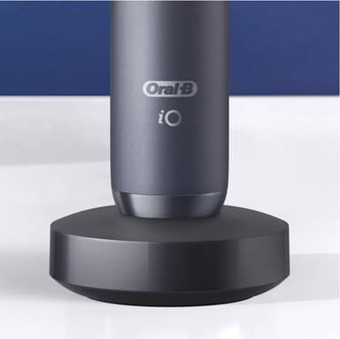Oral-B iO 8s elektrisk tannbørste 408826 (sort)