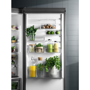 Electrolux Kombiskap LNC7ME34X1 (Stål)