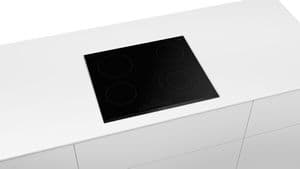 Bosch Koketopp PKF675FP2E (Sort)