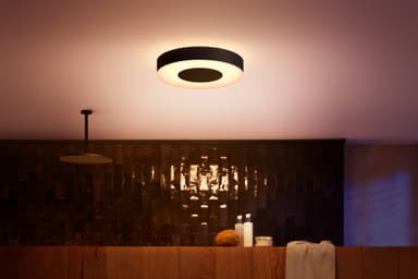 Philips Hue Xamento M taklampe (sort)