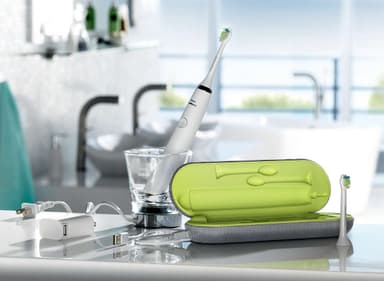 Philips Sonicare DiamondClean tannbørste HX9333/07C