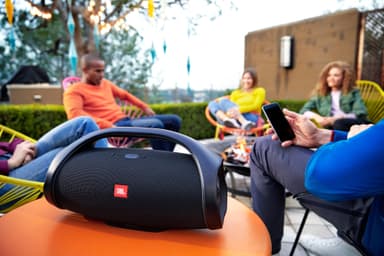 JBL Boombox trådløs høyttaler (sort)