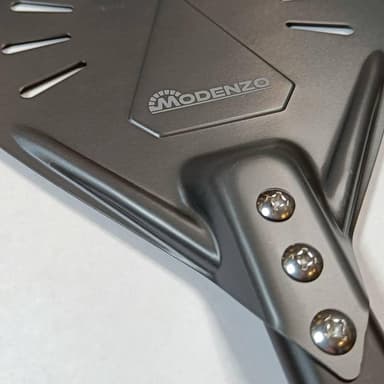 Modenzo Pizzapeeler / snuspade