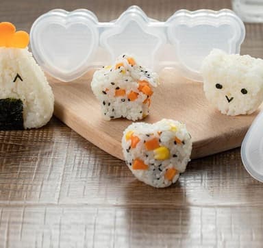 Form til sushi ris med tre forskjellige figurer
