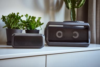 LG PK3 trådløs høyttaler (sort)