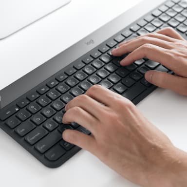 Logitech Craft tastatur med kontrollhjul
