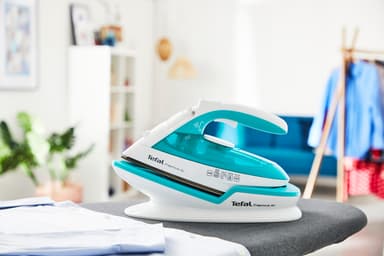 TEFAL Freemove Air Steam strykejern FV6520E0