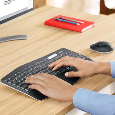 Logitech MK850 Performance trådløst tastatur og mus
