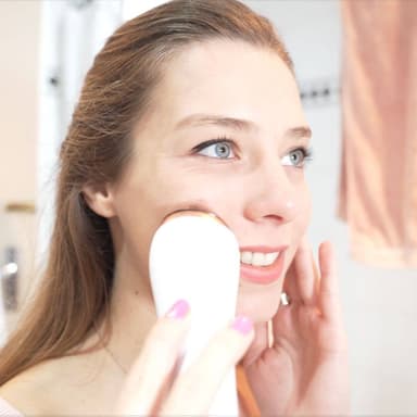 MicroDerm - Dyp Hudrenser (hvit)