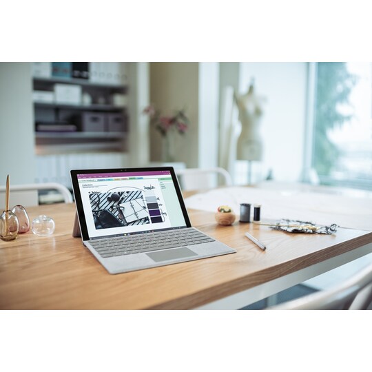 Surface Pro 4 256 GB i5 + Signature Type-tastaturdeksel