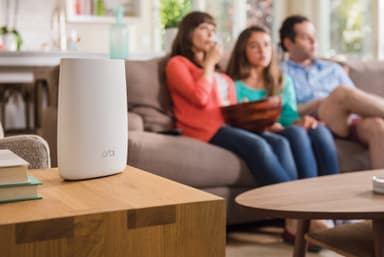 Netgear Orbi AC3000 tri-band WiFi startsett