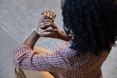 Garmin Vivomove Trend hybridklokke (grå/gull)
