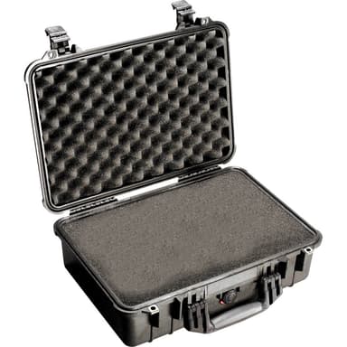Peli™ 1550 Protector Case med skum, sort