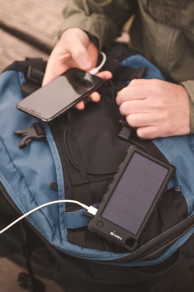 10.000 mAh Utendørs Solar PowerBank, Svart