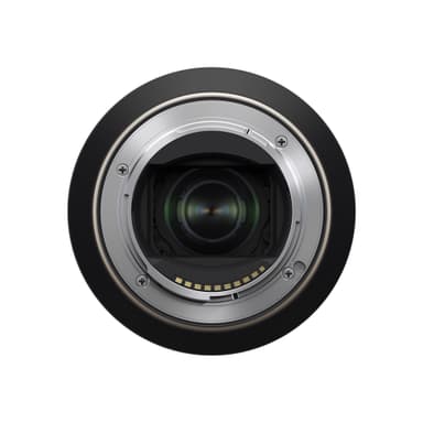 Tamron 70-300mm f/4.5-6.3 DI III RXD