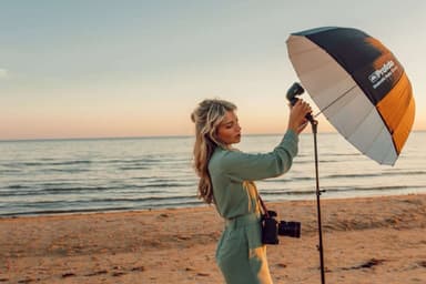 Profoto A10 Off-Camera Kit - Sony Alpha