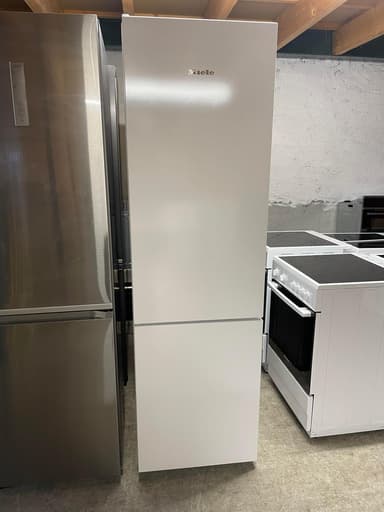Miele KFN29132DWS kombiskap - brukt