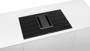 Bosch Serie 8 induksjonstopp og ventilator PXX875D34E