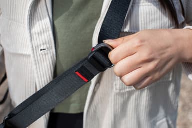 Peak Design Slide Lite Black