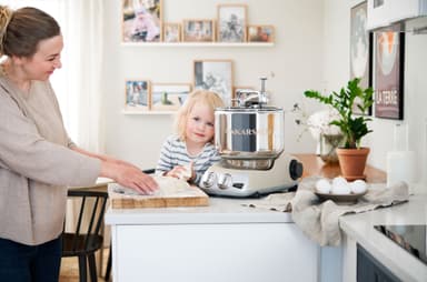 Ankarsrum Assistant Original kjøkkenmaskin AKM6230HB (beige)