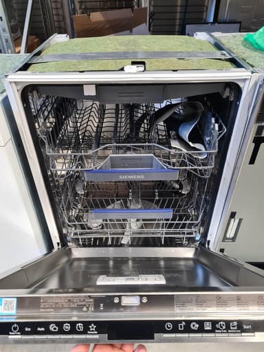 Siemens Integrert oppvaskmaskin SX75ZX05CE - brukt