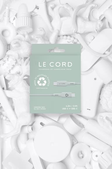 Pale Pine Resirkulert USB C cable · Eco!