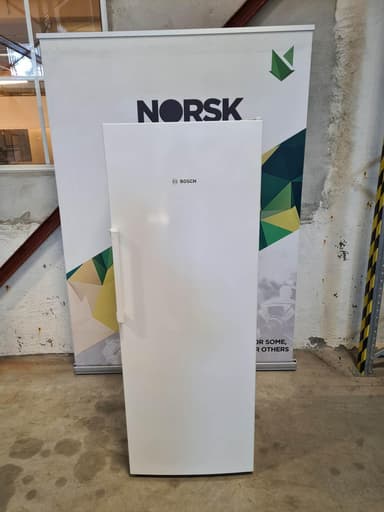Bosch kjøleskap KSV29NW30 - brukt
